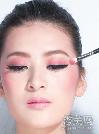 亚洲面孔的春季化妆 马卡龙